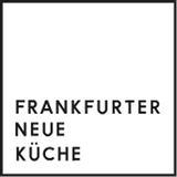 Schwarzer Text "FRANKFURTER NEUE KÜCHE" in drei Zeilen auf weißem Hintergrund mit einem dünnen schwarzen Rand.