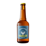 Eine braune Glasflasche mit gelbem Verschluss und blauem Etikett mit der Aufschrift "FXXXXFXXXXR RADLER" der Frankfurter Brauunion - ein alkoholfreies Radler aus naturtrübem Bier und Zitronenlimonade.